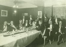 City-Kotteriets ost-ceremoni på Kronprinsen 1918