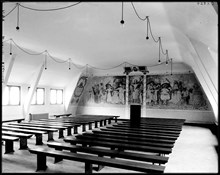 Östermalms läroverk vid Karlavägen 47-49. Musiksalen med målningar av Georg Pauli