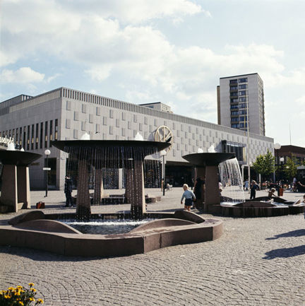 Fontän i Farsta centrum