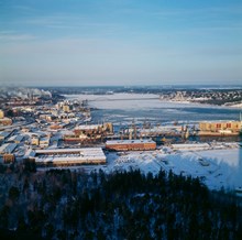 Utsikt från Kaknästornet åt norr mot Frihamnen och Lilla Värtan