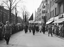 Socialdemokraternas traditionella första majdemonstration, gick från Humlegården till Gärdet