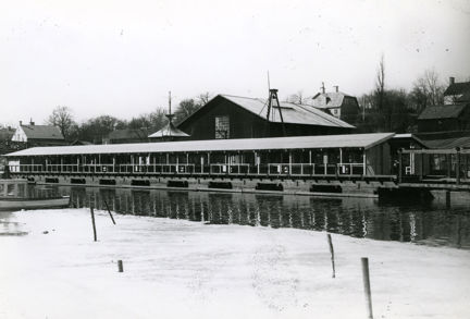 Fotografi på Mälarvarvet tidigt 1900-tal
