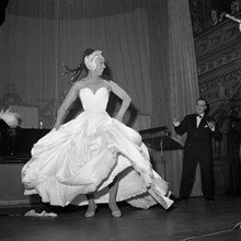 Näckströmsgatan 8. Joséphine Baker, dansös och sångerska, uppträder på Berns