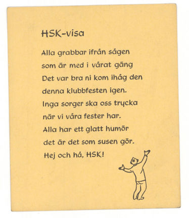 Ett gult, litet, ensidigt sångblad i papper med svart sångtext med Hägerstens sportklubbs signaturmelodi på. 