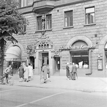 Portal och del av fasad till Birger Jarlsgatan 6
