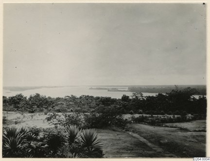 Utsikt över Kongofloden vid Lissala, Upoto. Ludvig Selander var kapten på flodbåt utmed Kongofloden.