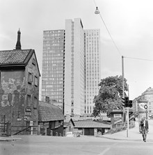 Hörnet Blekingegatan - Götgatan mot Åsötorget och Skattehuset