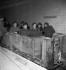 Pressvisning av den västra grenen av tunnelbanan år 1951