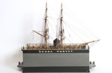Modell av Södra varvets flytdocka