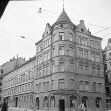 Hörnet av Linnégatan 59 - 61 och Grevgatan 45 t.h.