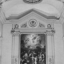Katolska kyrkan. Del av altarmålningen föreställande Kristi himmelsfärd