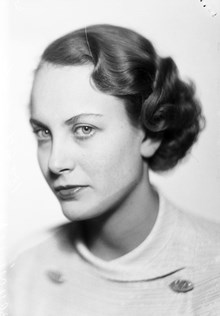 Porträtt av skådespelerskan Anne-Marie Brunius