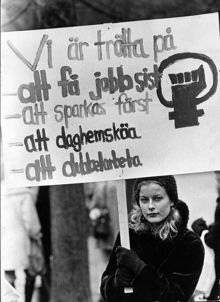 Poddavsnitt Kvinnans Plats: Grupp 8 fyller Stadshuset, 1970