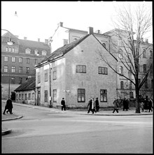 Adolf Fredriks folkskola. Hörnet av Sveavägen 41 och Kammakargatan