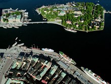 Flygfoto över Gamla stan och Skeppsholmen