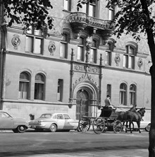 Bünzowska huset, portalen, Strandvägen 31
