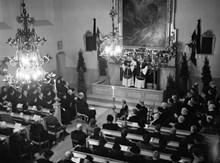 Finska kyrkan, interiör. Minneshögtid över Finlands nationalhjälte marskalk Gustaf Mannerheim
