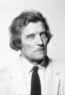 Porträtt av konstnären och skulptören Carl Eldh