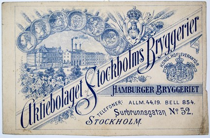 Reklamkort tryckt i blått med bild på bryggeri och medaljer samt text.