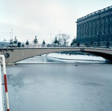 Riksbron och Riksdagshuset från Rosenbad